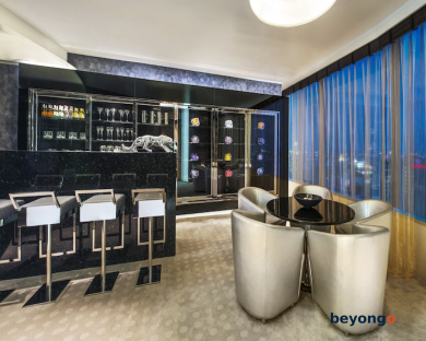 W Bangkok 33