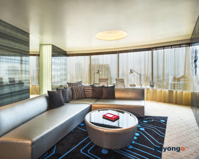 W Bangkok 35