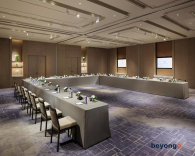 Waldorf Astoria Bangkok 151