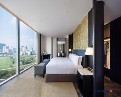 Waldorf Astoria Bangkok 55