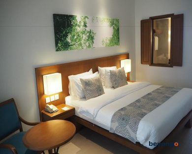 Woodlands Hotel and Resort 15