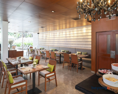 Woodlands Suites Serviced Residences 54